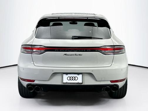 2020 Porsche Macan Turbo