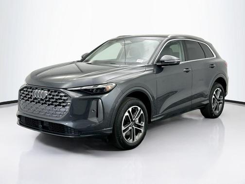 2025 Audi Q5 Premium TFSI quattro S tronic