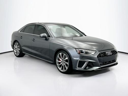 2023 Audi A4 45 S line Premium Plus