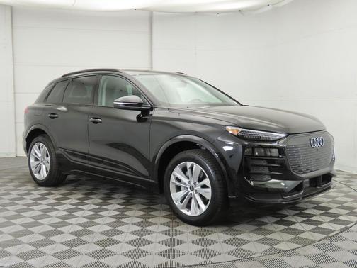 2025 Audi Q6 e-tron Premium Plus