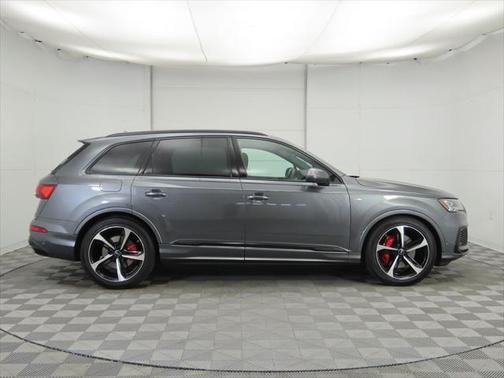 2024 Audi Q7 55 Prestige