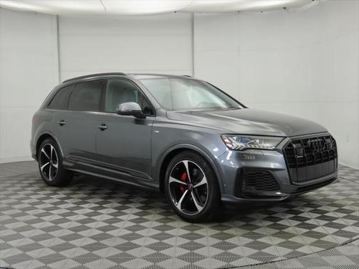 2024 Audi Q7 55 Prestige