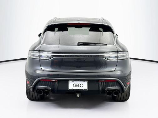 2022 Porsche Macan S