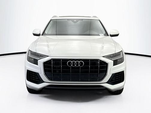 2023 Audi Q8 55 Premium Plus