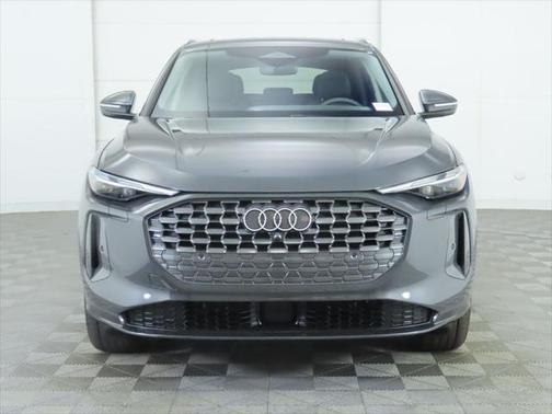 2025 Audi Q5 Premium