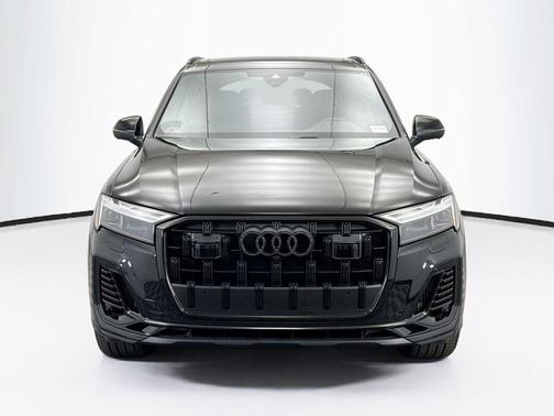 2026 Audi Q7 55 Premium Plus