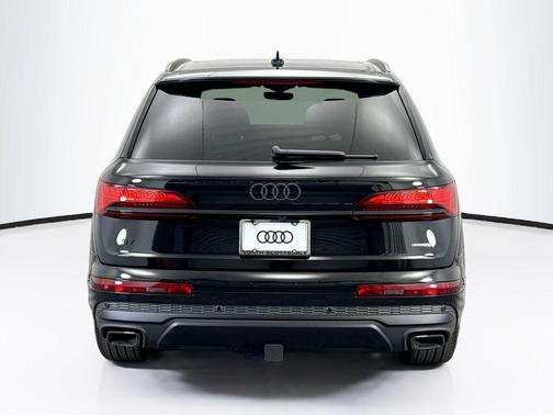 2026 Audi Q7 55 Premium Plus