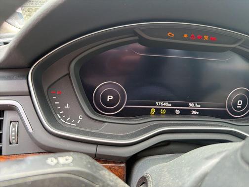 Matador Red Metallic 2018 Audi A4 2.0T Premium Plus