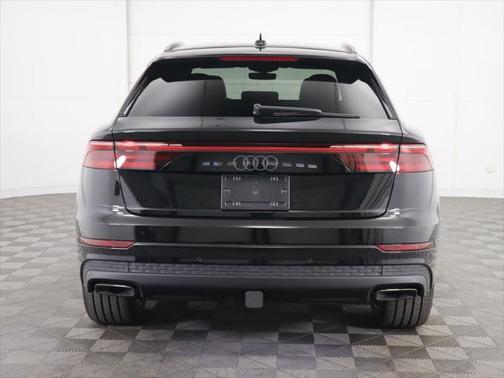 2025 Audi Q8 55 Premium Plus
