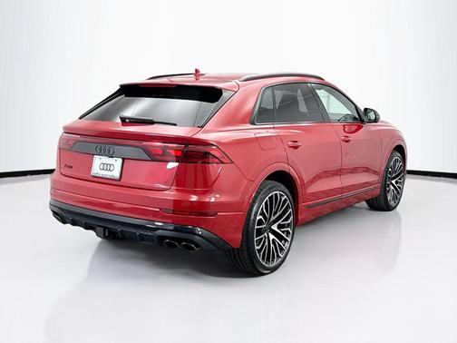 2026 Audi SQ8 4.0T Prestige