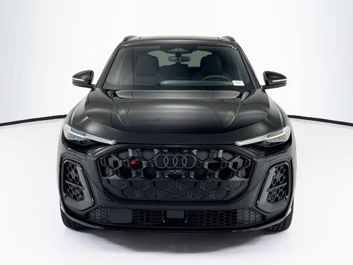 Mythos Black Metallic 2026 Audi SQ5 3.0T Prestige