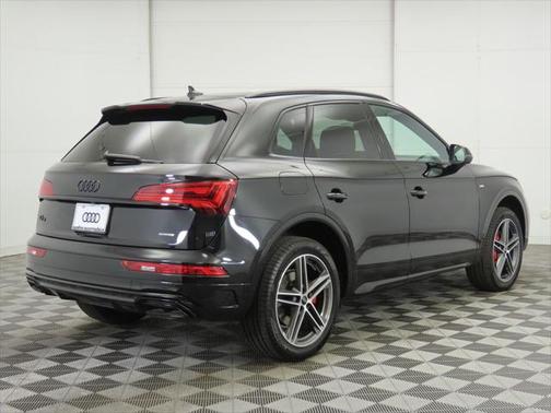 2025 Audi Q5 55 S line Premium Plus