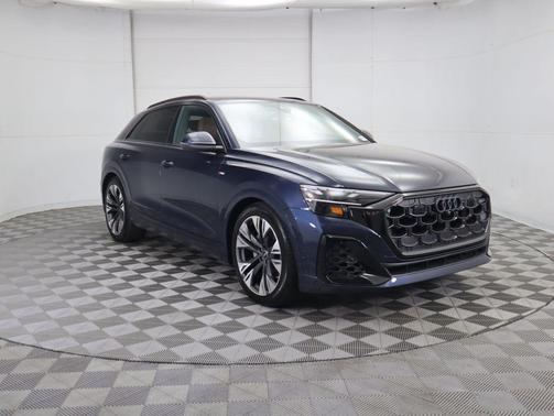 2025 Audi Q8 55 Premium Plus