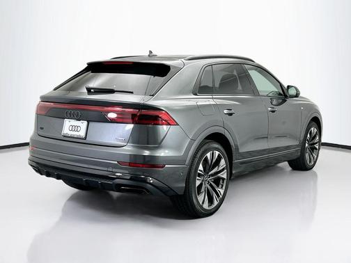 2026 Audi Q8 55 Premium Plus