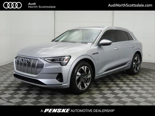 2022 Audi e-tron Premium
