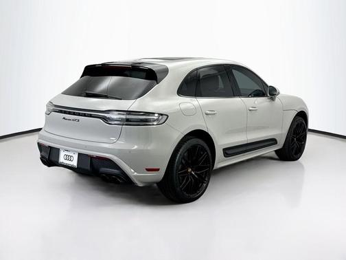 2022 Porsche Macan GTS