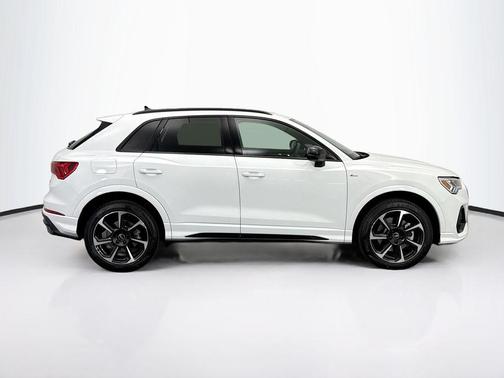 2025 Audi Q3 45 S line Premium Plus