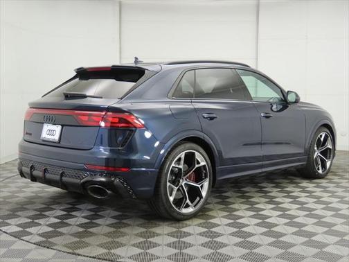 2025 Audi RS Q8 4.0T