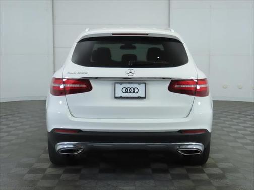 2019 Mercedes-Benz GLC 300 Base