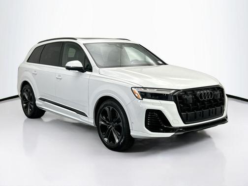 2026 Audi Q7 55 Premium Plus