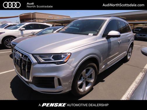 Florett Silver Metallic 2022 Audi Q7 45 Premium Plus