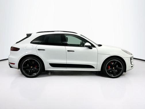 2018 Porsche Macan GTS