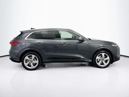 2025 Audi Q5 Prestige