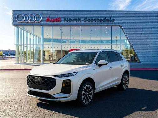 Arkona White 2026 Audi Q3 TFSI quattro S tronic