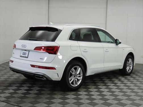 2024 Audi Q5 45 S line Premium