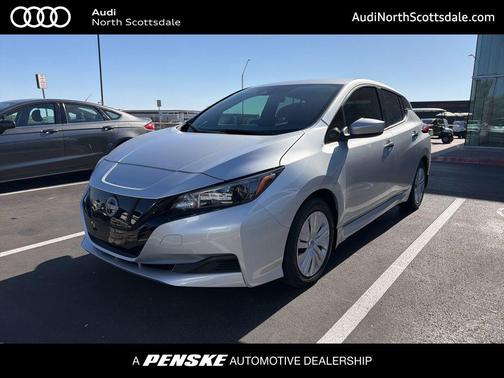 Brilliant Silver Metallic 2025 Nissan Leaf S