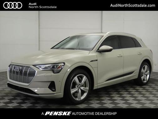 2019 Audi e-tron Premium Plus