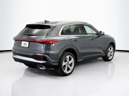 2025 Audi Q5 Premium Plus