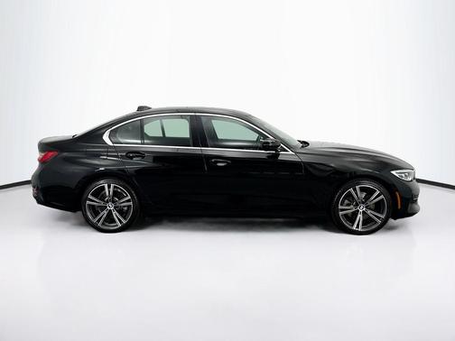 2021 BMW 330 330i