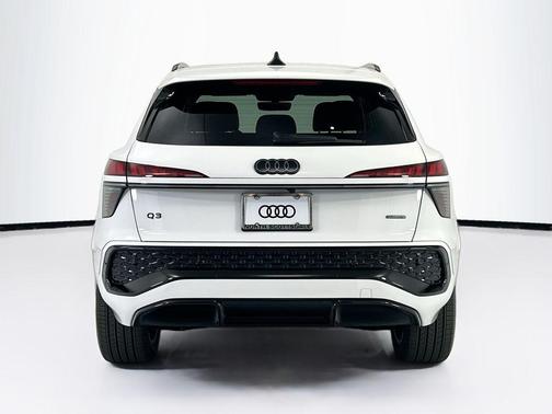 Arkona White 2026 Audi Q3 TFSI quattro S tronic