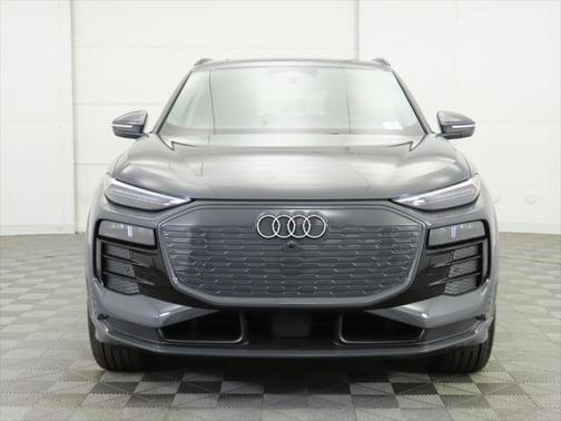 2025 Audi Q6 e-tron Premium Plus quattro