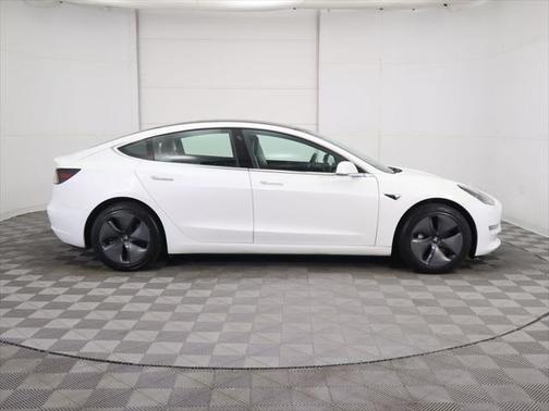 2019 Tesla Model 3 Standard Range