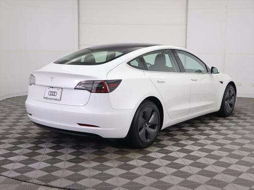 2019 Tesla Model 3 Standard Range