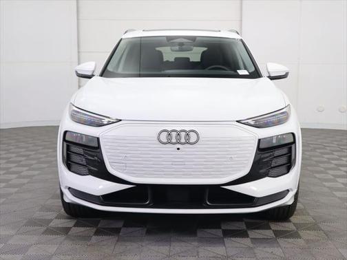 2025 Audi Q6 e-tron Premium Plus quattro
