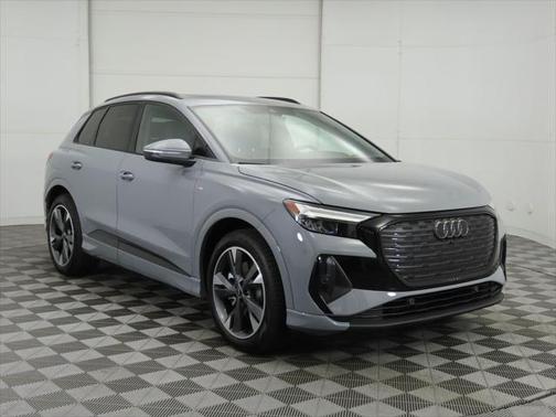 2025 Audi Q4 e-tron Premium Plus 55 quattro