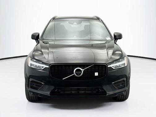 2020 Volvo XC60 Recharge Plug-In Hybrid T8 Polestar