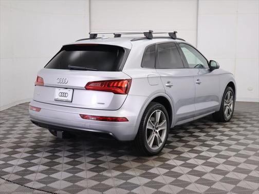 2020 Audi Q5 45 Premium Plus