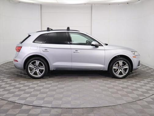 2020 Audi Q5 45 Premium Plus