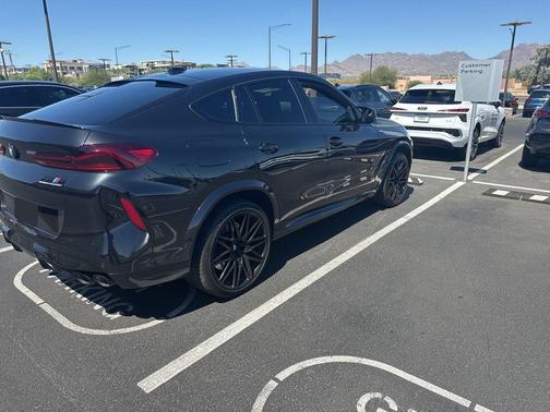 Black Sapphire Metallic 2025 BMW X6 M Base