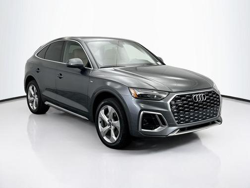 2022 Audi Q5 45 S line Premium Plus