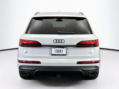 2026 Audi Q7 55 Premium Plus