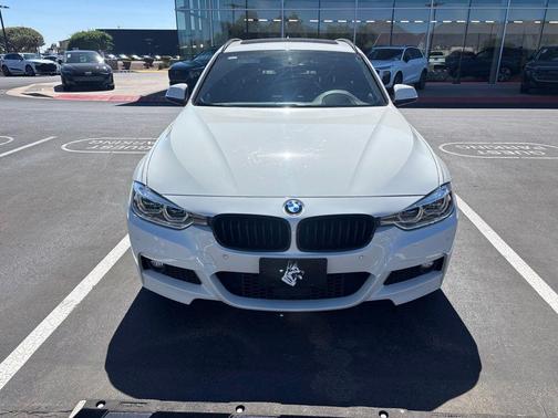 White 2019 BMW 330 xDrive