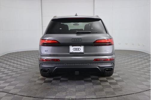 2025 Audi Q7 55 Prestige