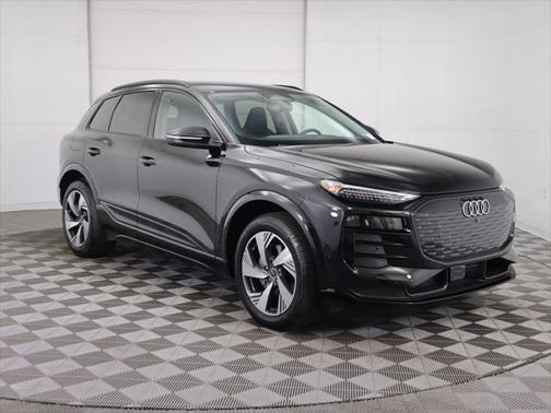 2025 Audi Q6 e-tron Premium Plus quattro