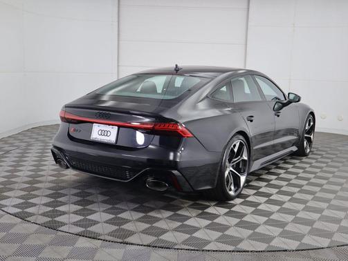 2025 Audi RS 7 4.0T Performance