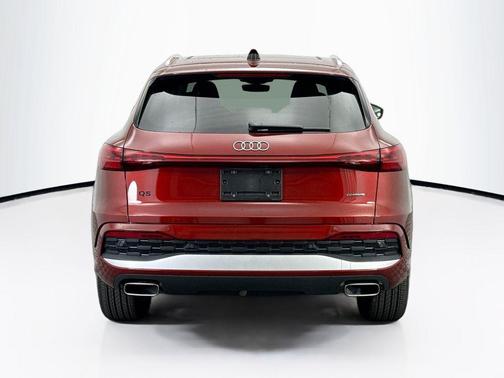 Red Metallic 2025 Audi Q5 Premium Plus TFSI quattro S tronic